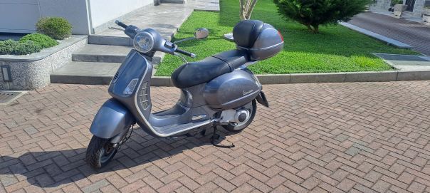 Piaggio Vespa 200 Granturismo