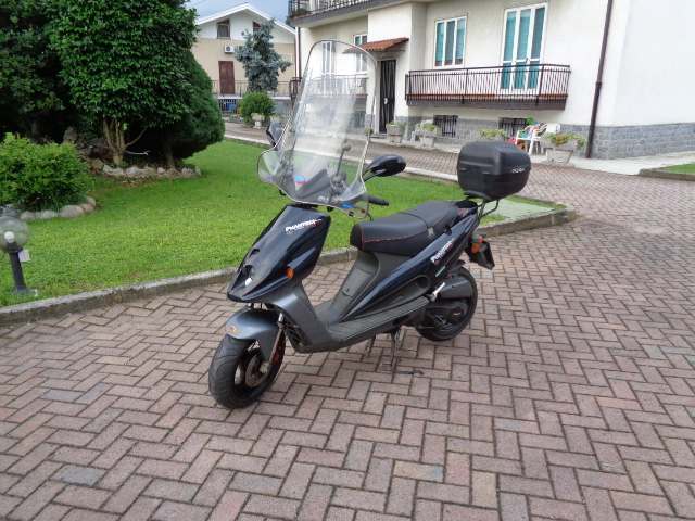 Malaguti F12 100cc Malaguti F12 100cc