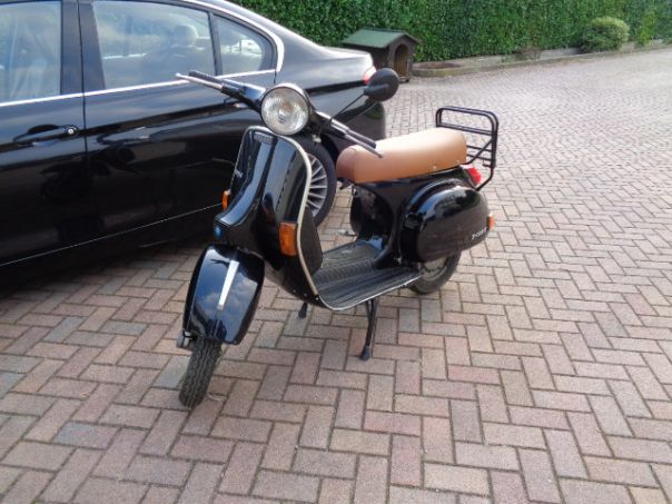 Piaggio Vespa PX 125 Piaggio Vespa PX 125