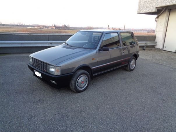 Fiat Uno Turbo i.e. Fiat Uno Turbo i.e.