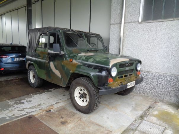 UAZ 469 2.5D UAZ 469 2.5D