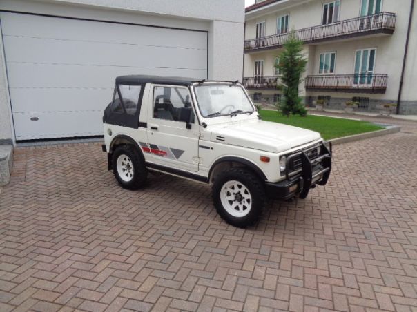 Suzuki SJ413 (SJ500) Suzuki SJ413 (SJ500)