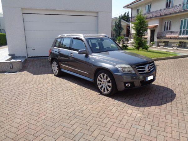 Mercedes GLK 220 CDI 4 MATIC Mercedes GLK 220 CDI 4 MATIC