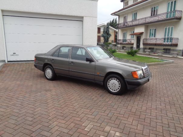 Mercedes 300 E Mercedes 300 E
